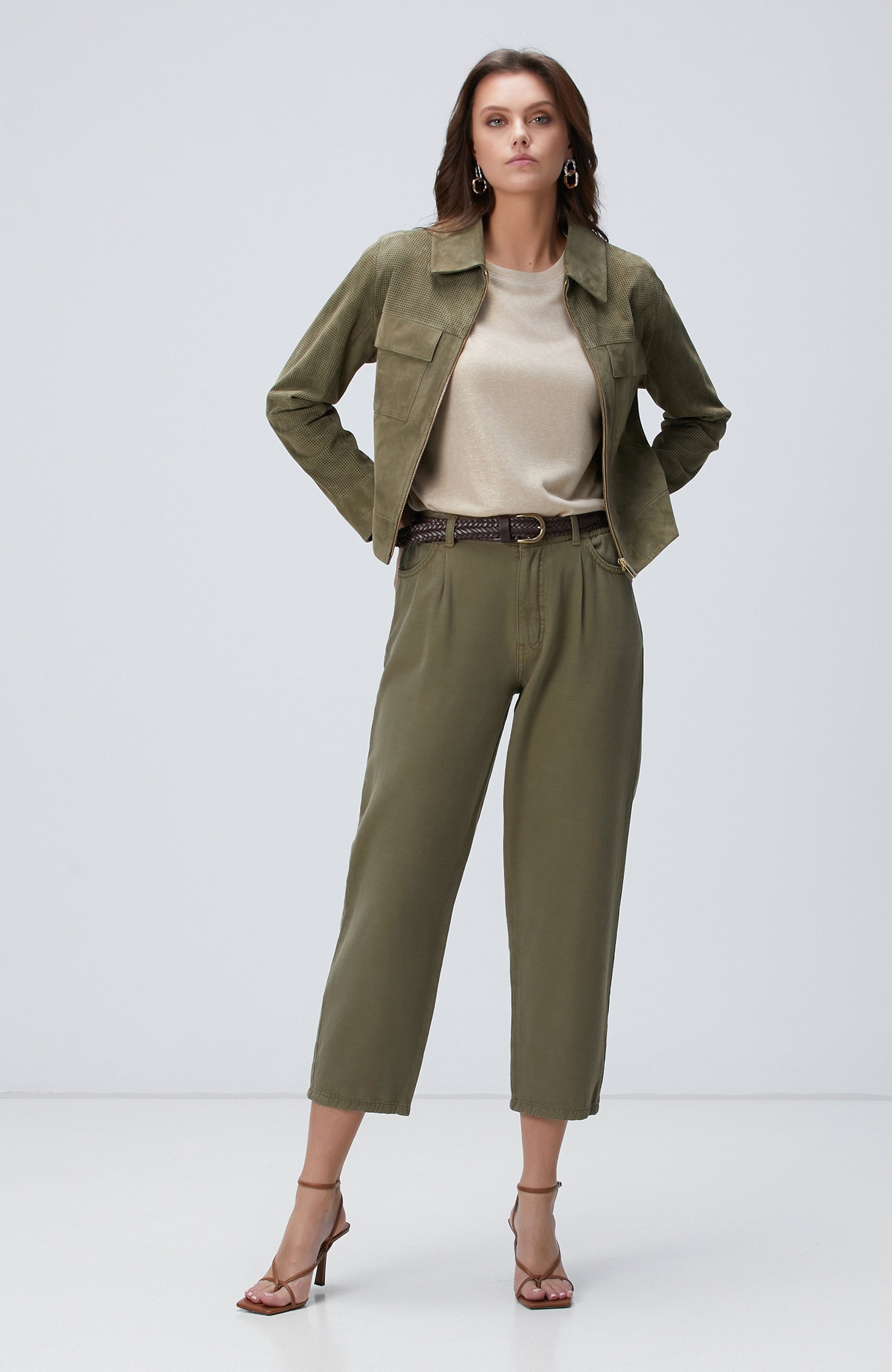 WOMEN'S Beige T-Shirt