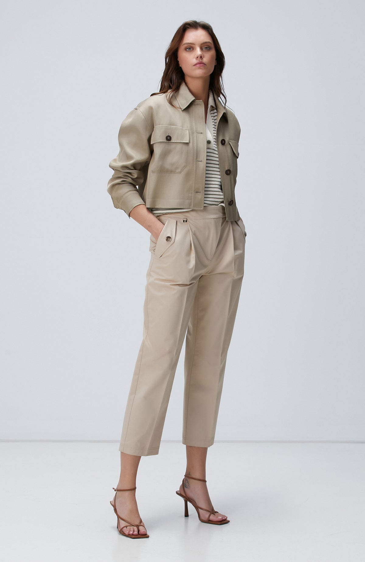 WOMEN'S Light Beige Trousers