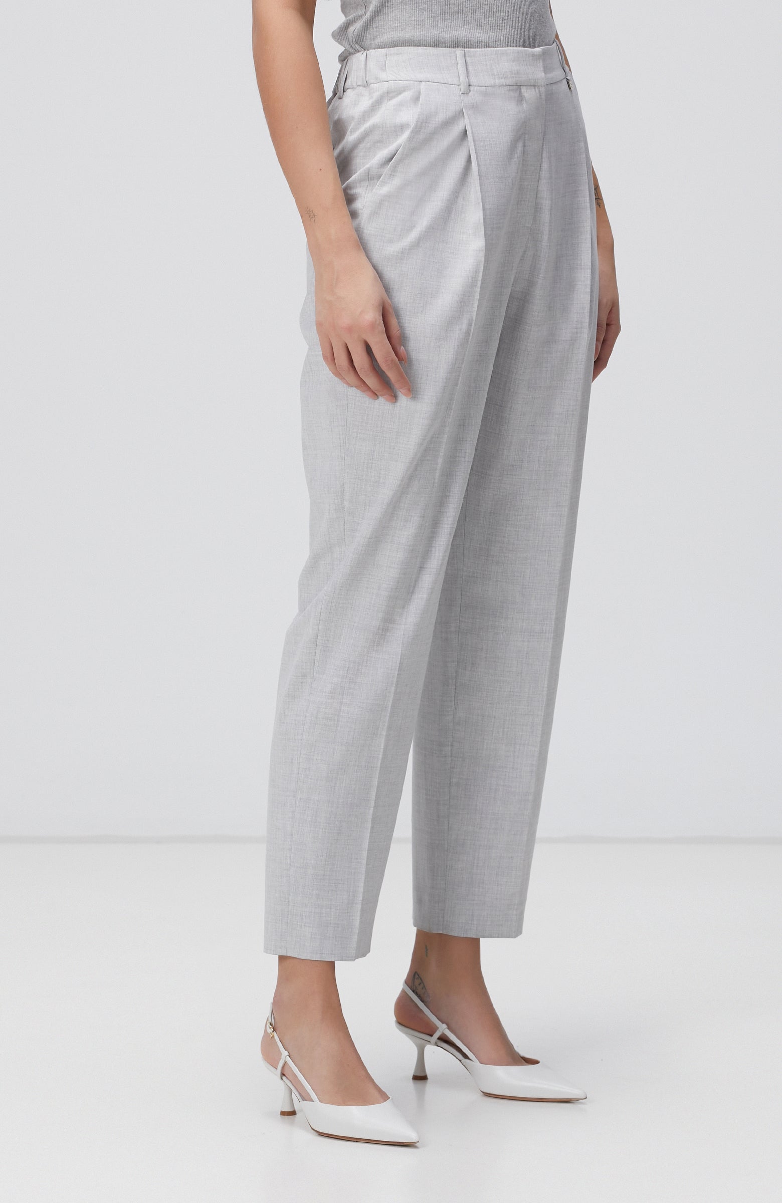 WOMEN'S Light Grey Trousers