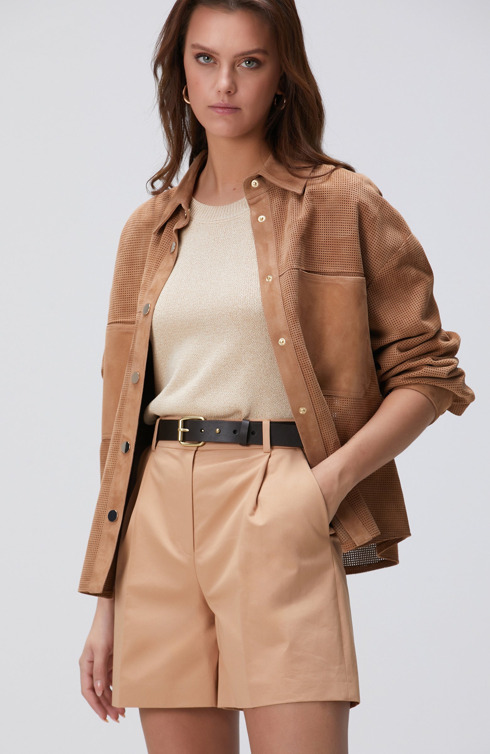 WOMEN'S Camel Shorts