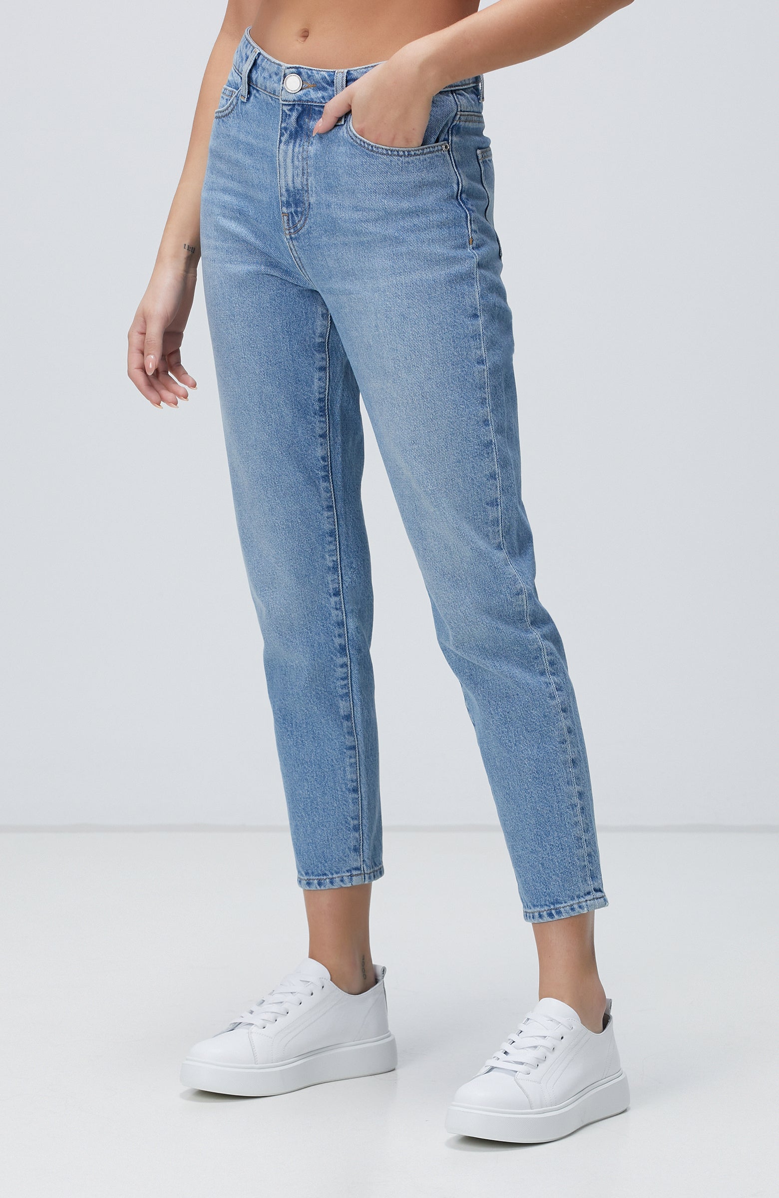 WOMEN'S Light Indigo Denim Pants