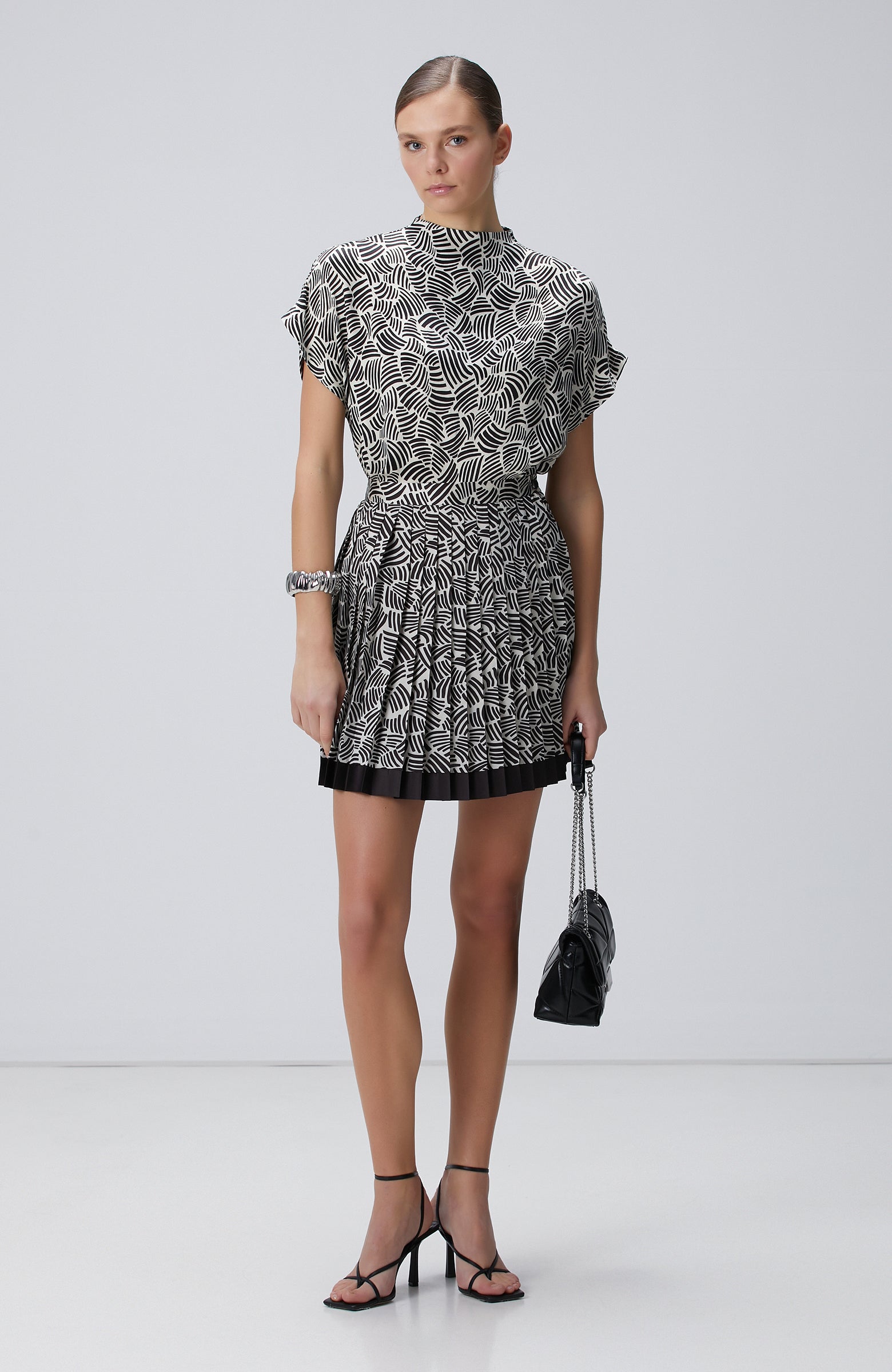 WOMEN'S SKIRT