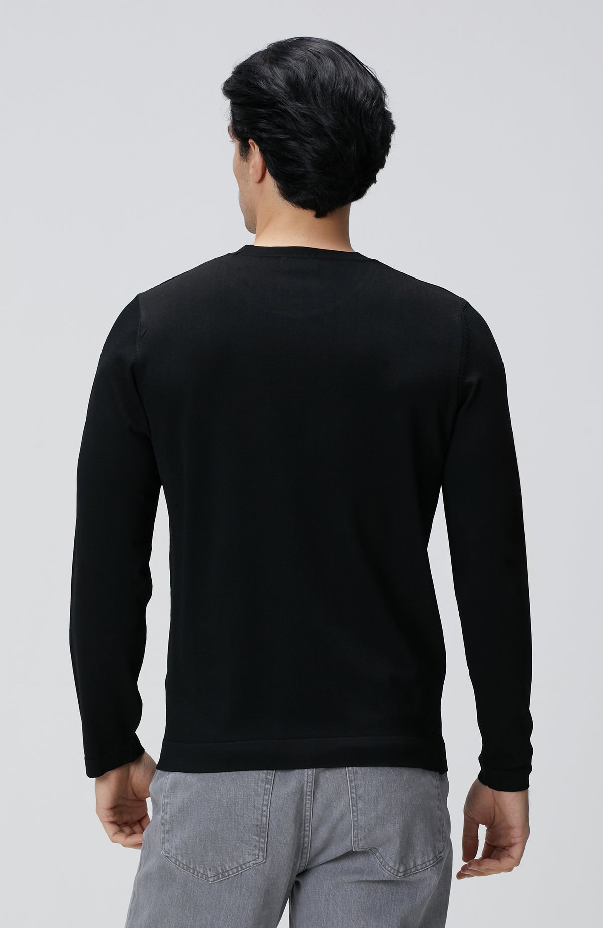 MEN'S Black Sweater