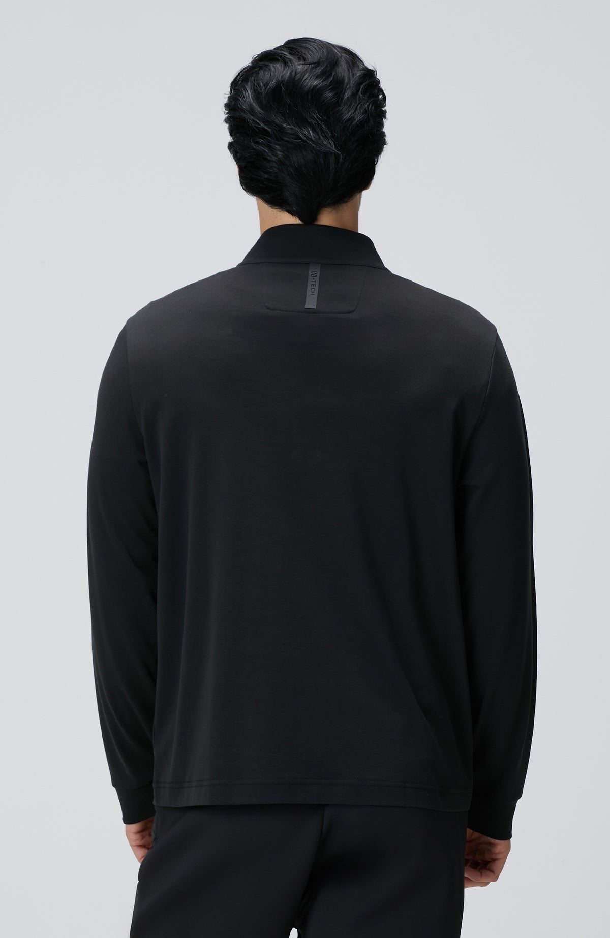 MEN'S Black T-shirt