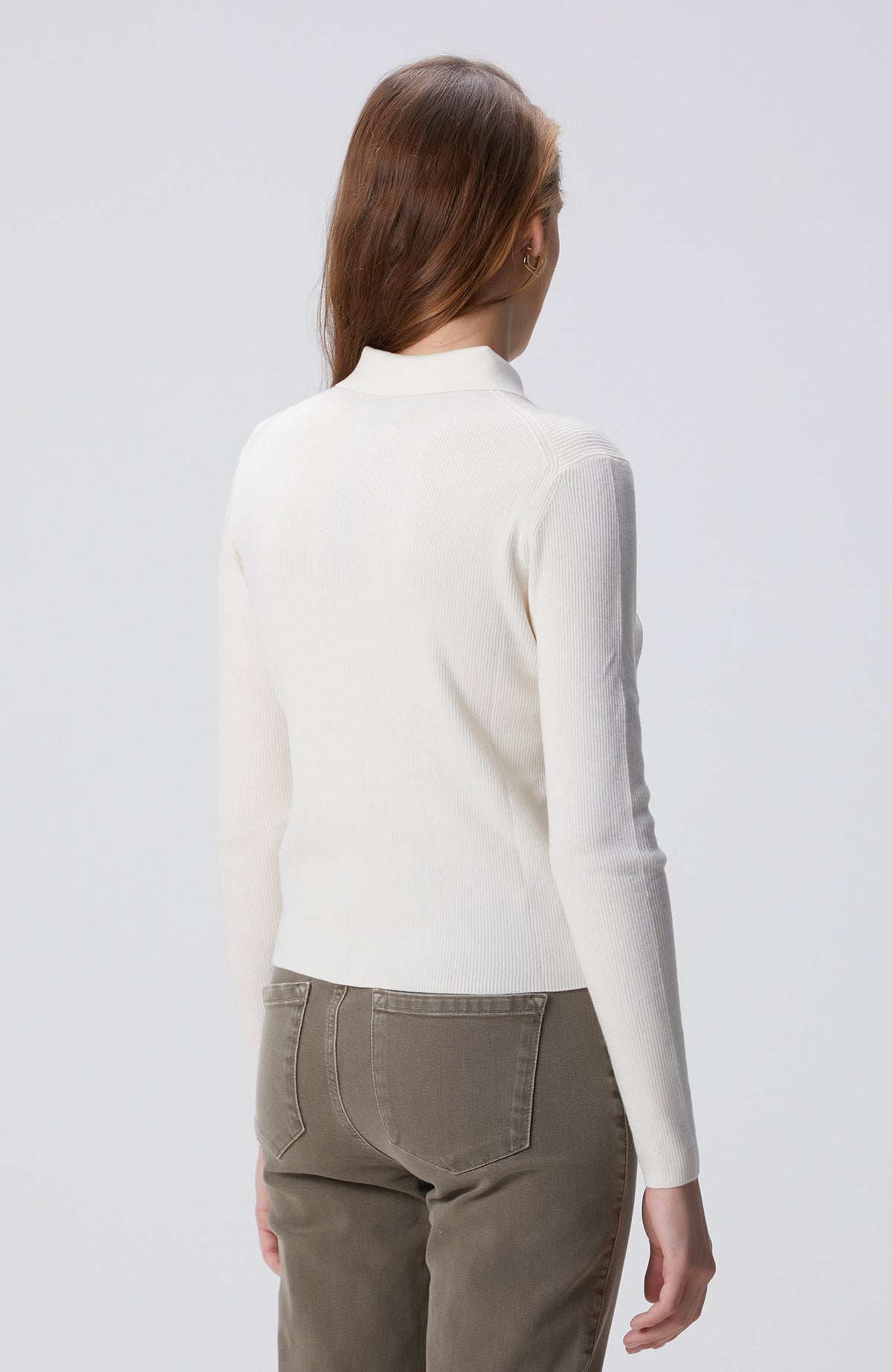 WOMEN'S Off-White Wool Blend Zippered Knit Sweater