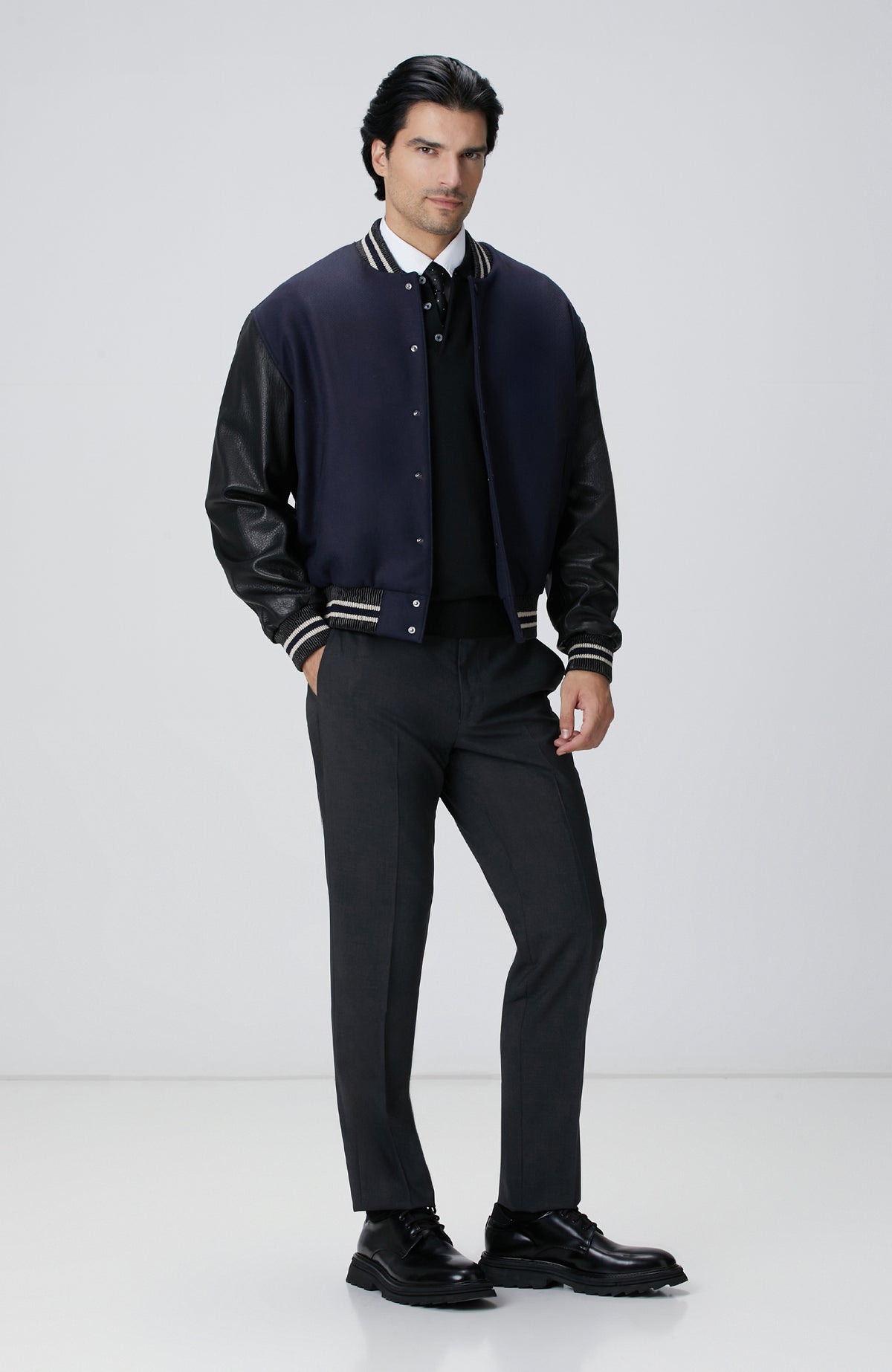 MEN'S Black Wool Blend Knit Sweater