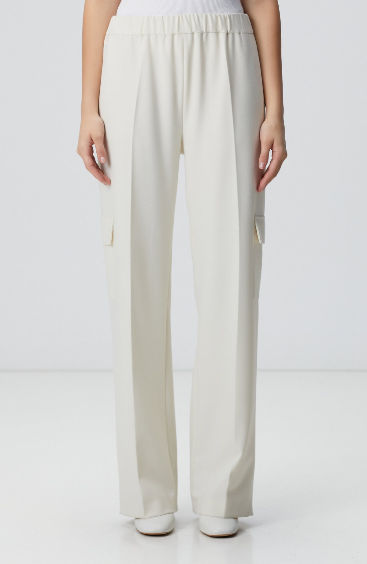 WOMEN'S White Pants