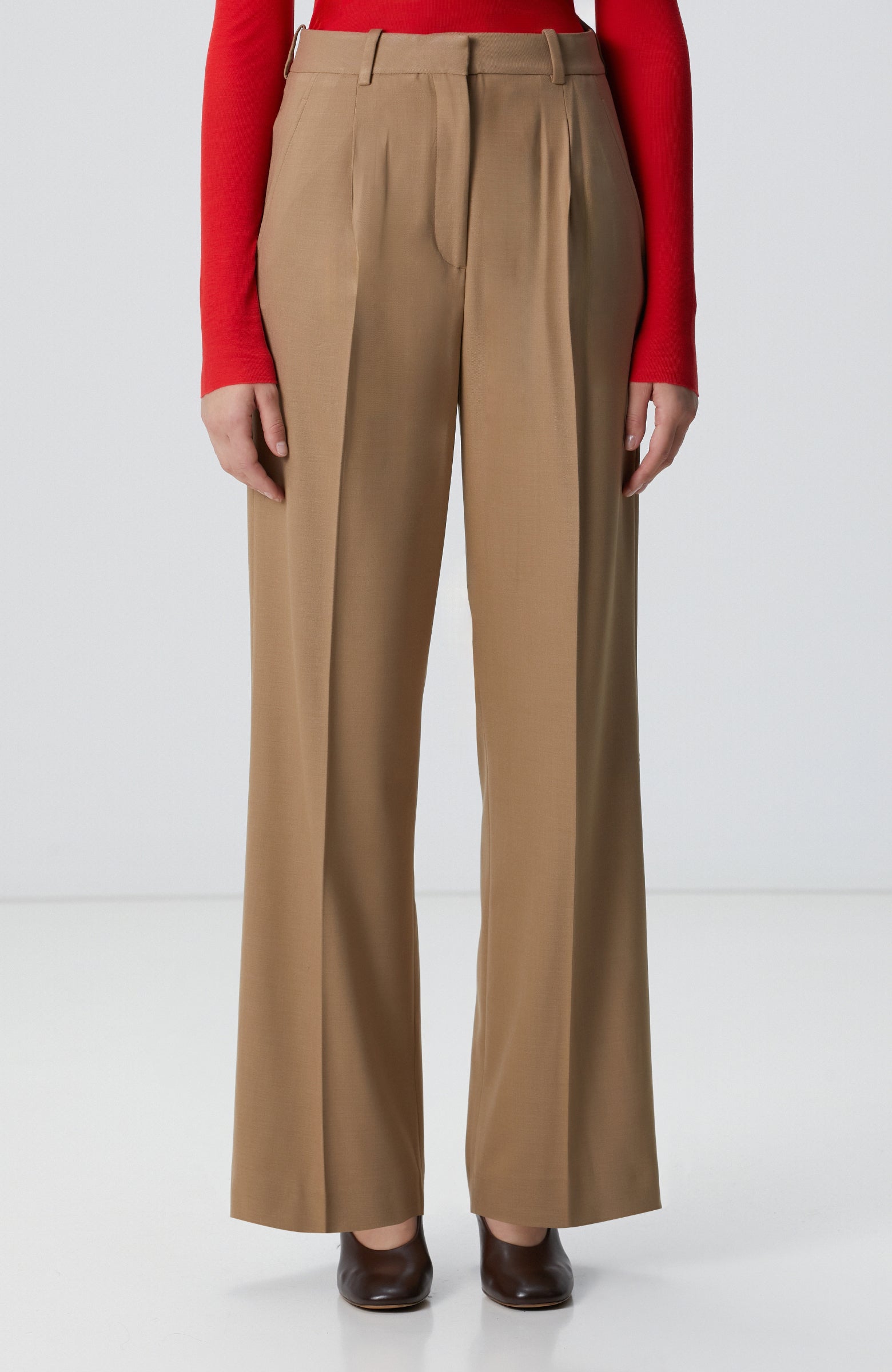 WOMEN'S Camel Pants